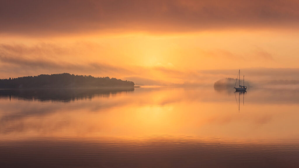 Foto: Christoffer Wilen. Bild på en båt i sjön